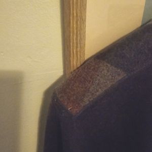 Cashmere Burberry Britt V-neck Sweater (Plum)